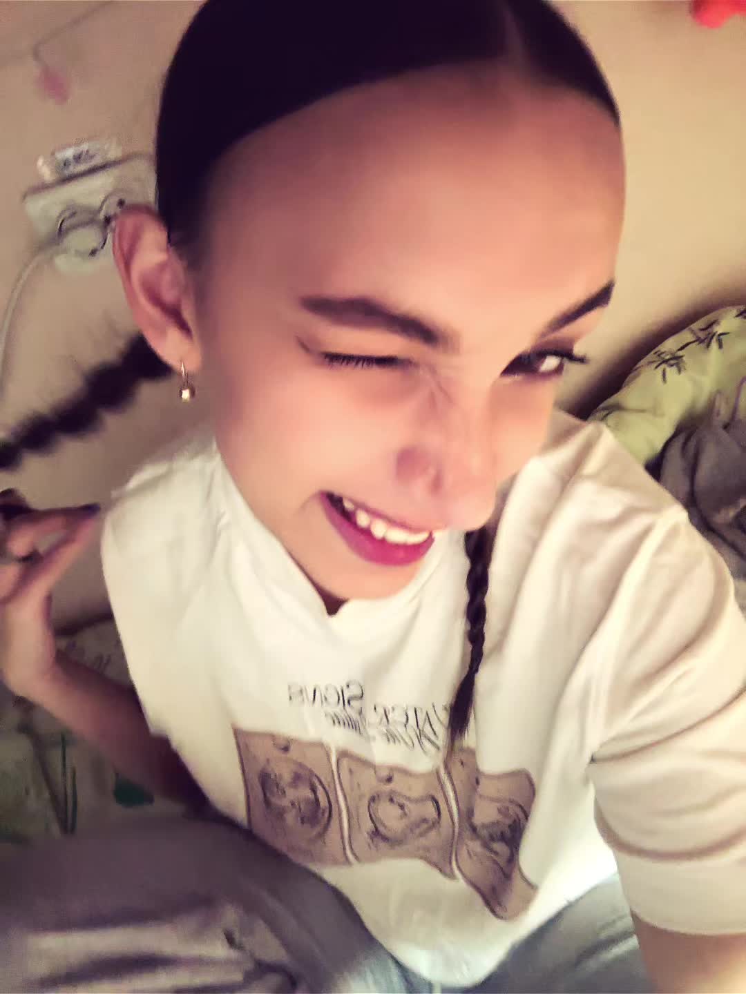 @_Tatiiiii_