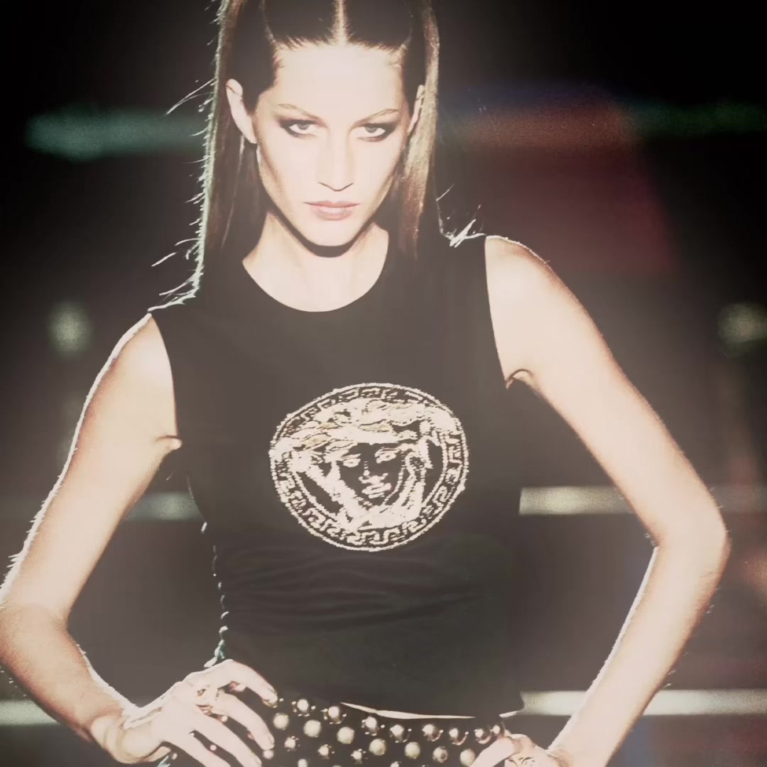 @thur.fashion
