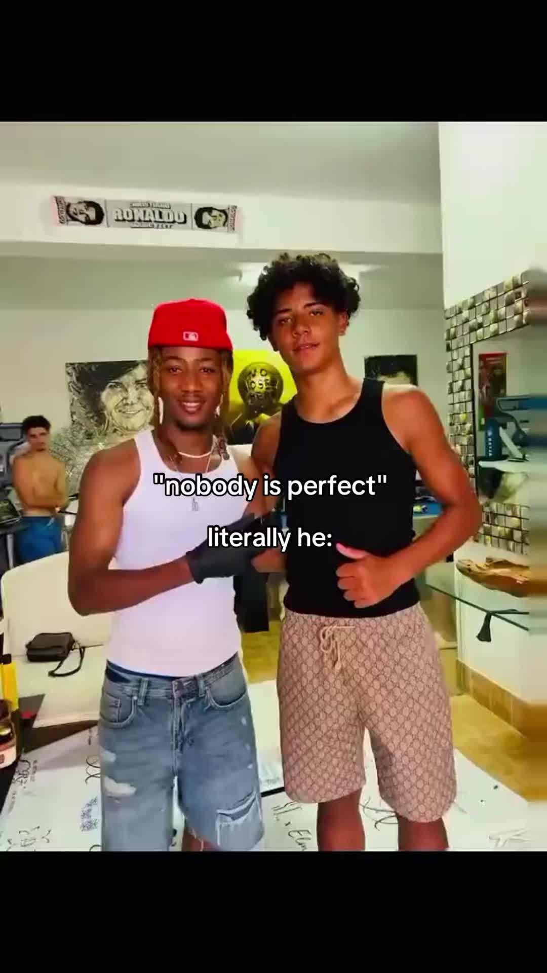 @L O R E