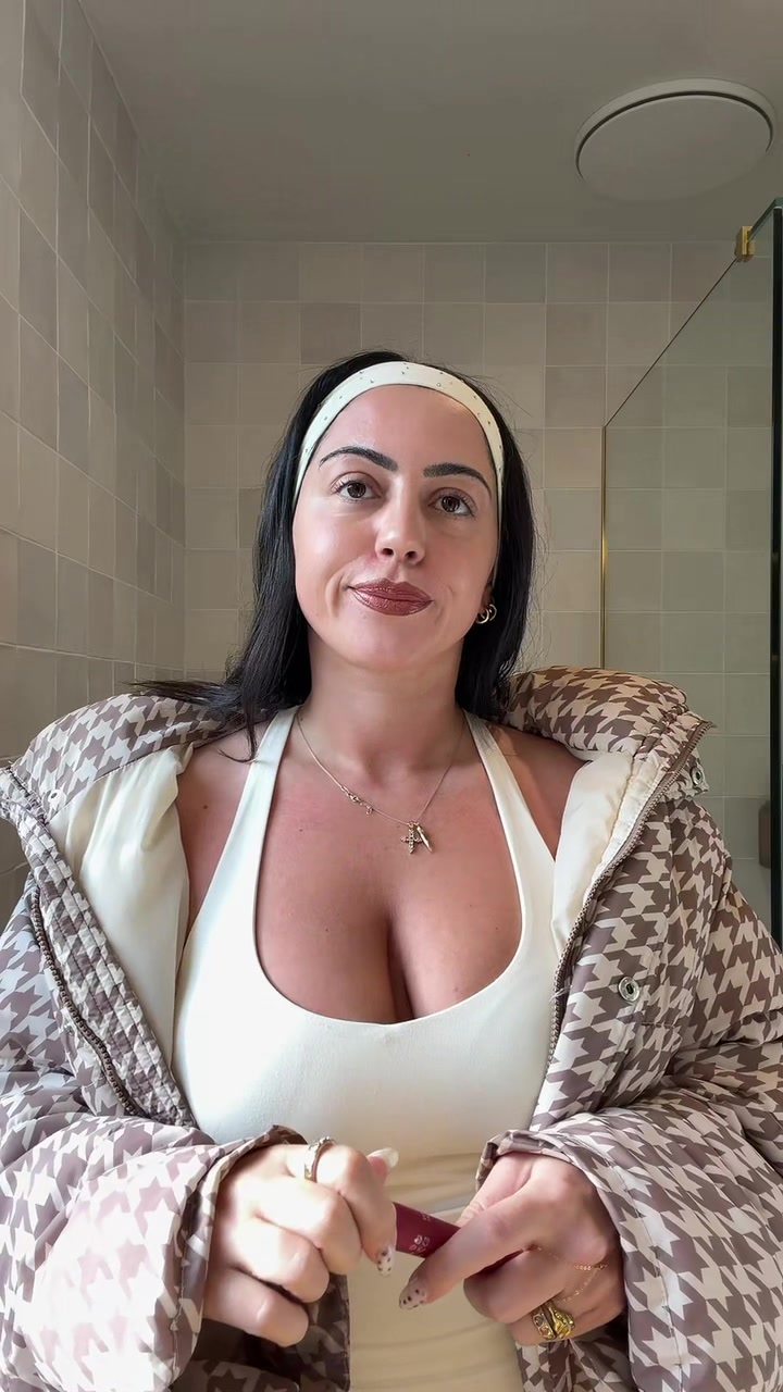 @Claudia Kaqinari