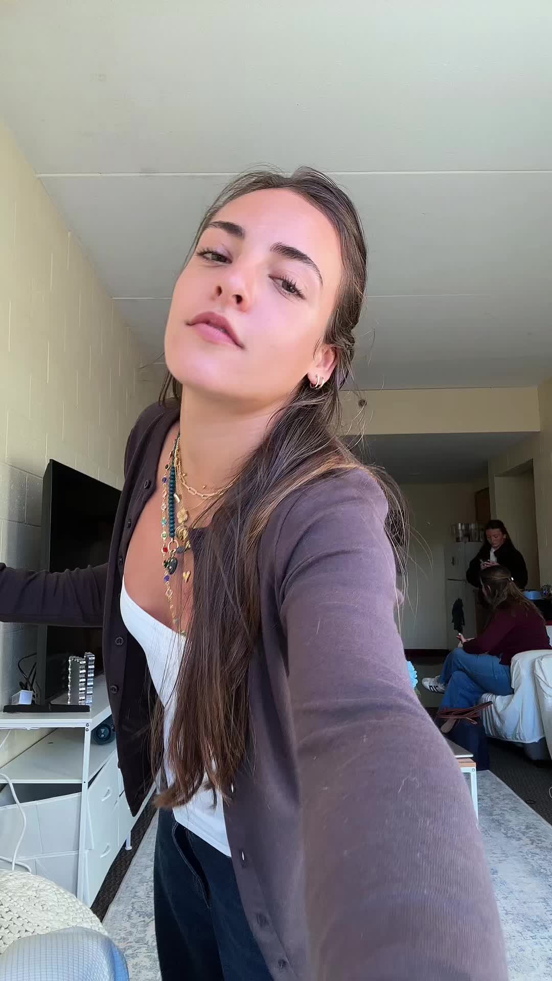 @mikayla