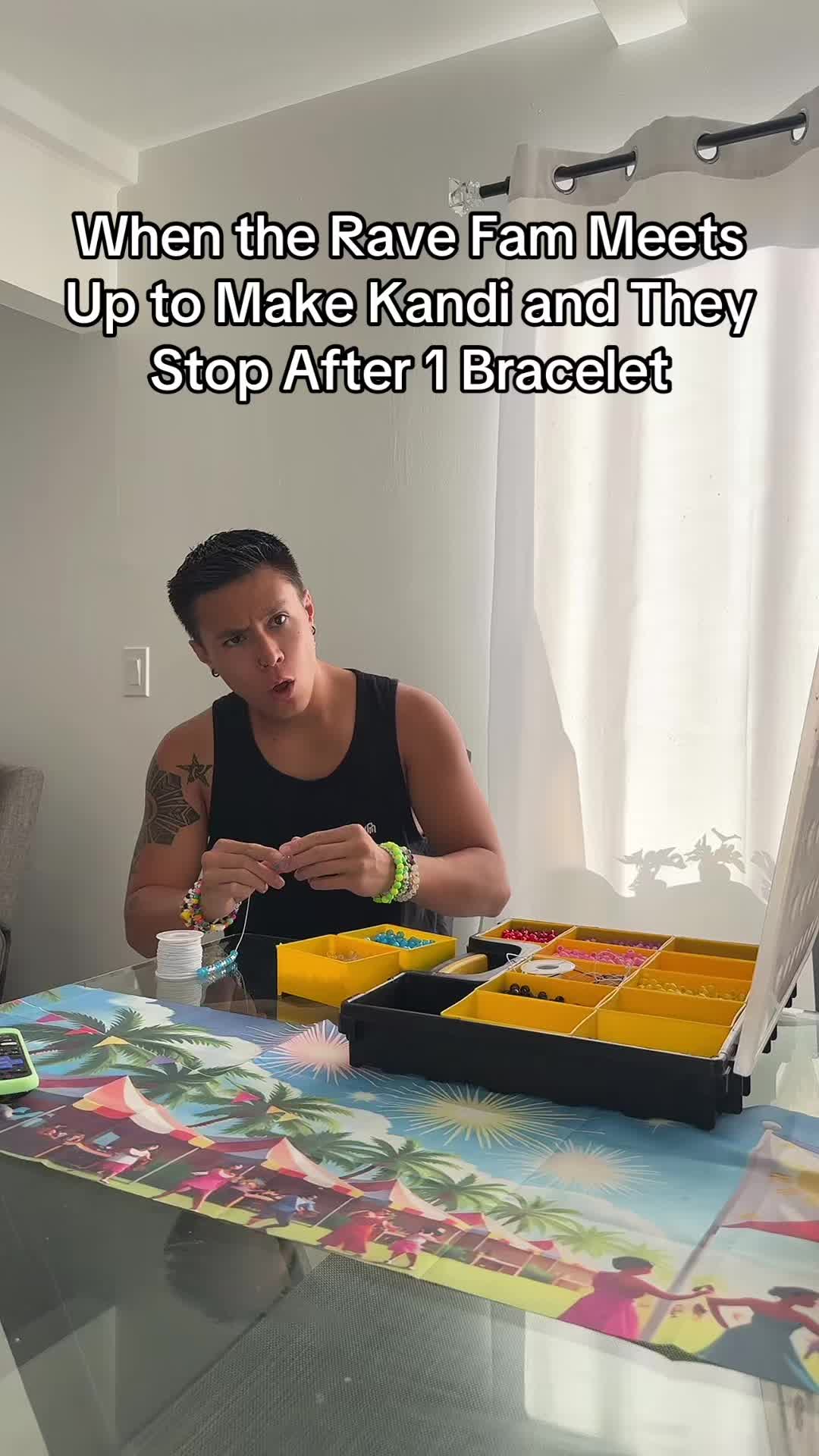 @Jarren_Ellis