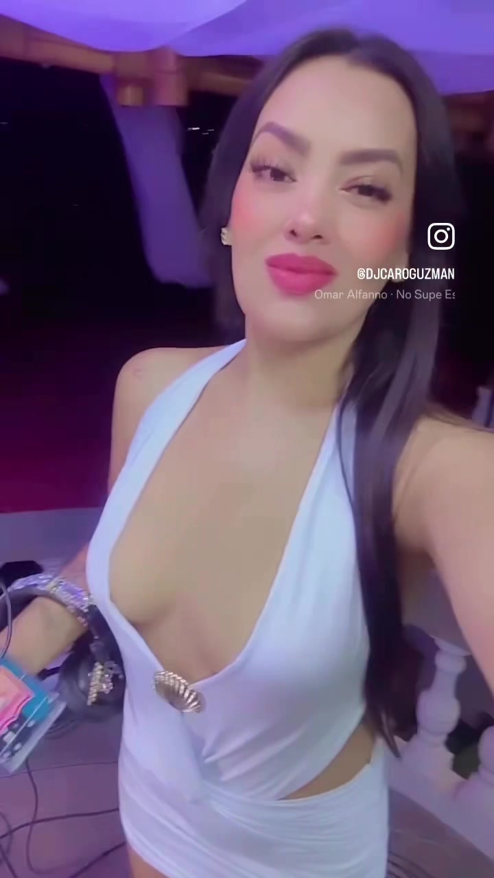 @DJ CARO GUZM&Aacute;N 🖤