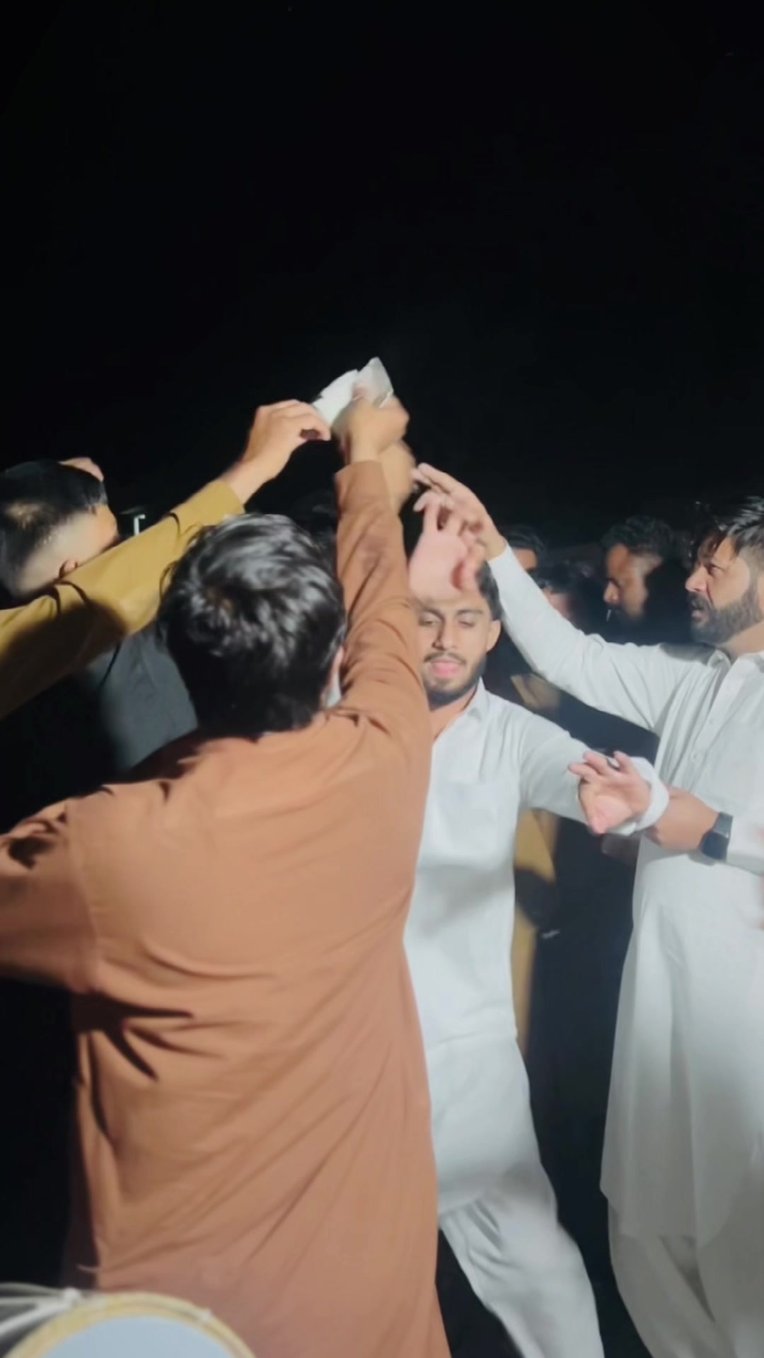 @Sʜᴇʀᴀᴢii 🇵🇰