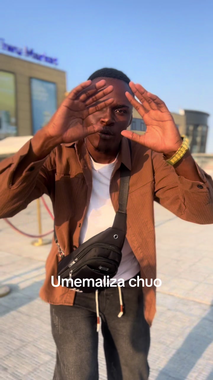 @CR MICHAMBO😂🔵