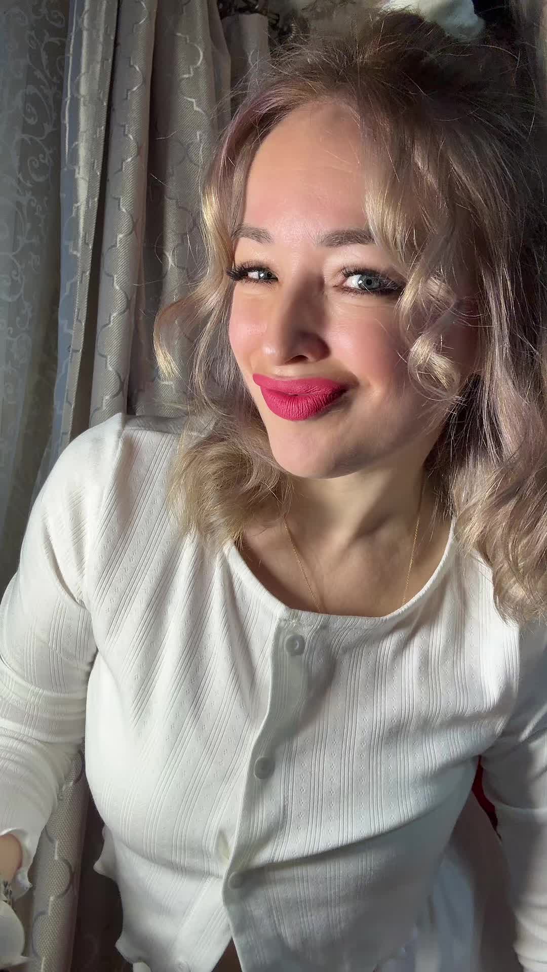 @Vera