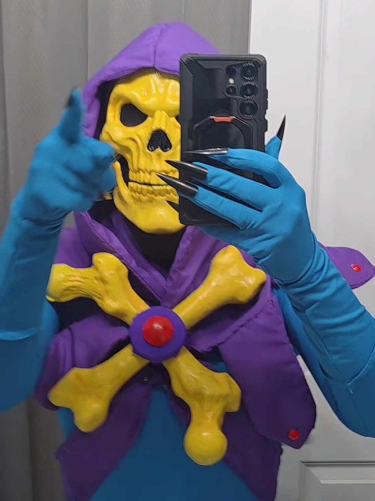 @DawnFrostCosplay