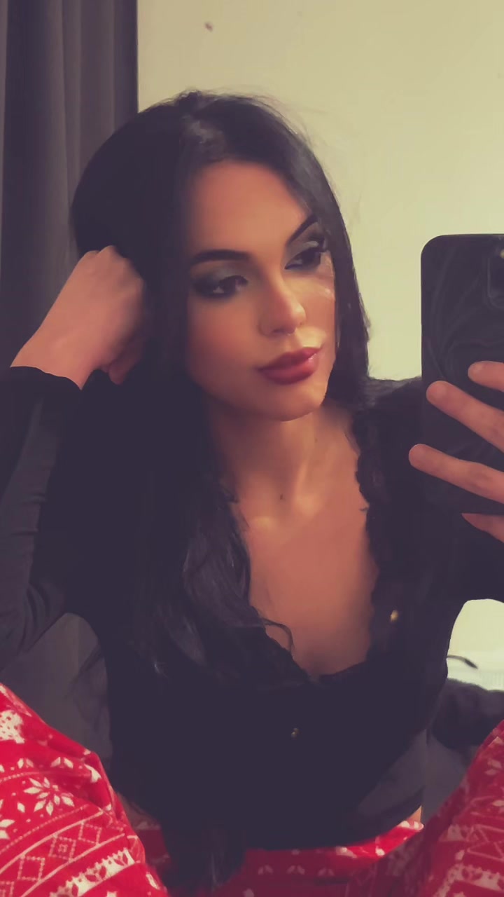 @__queziiaaa_