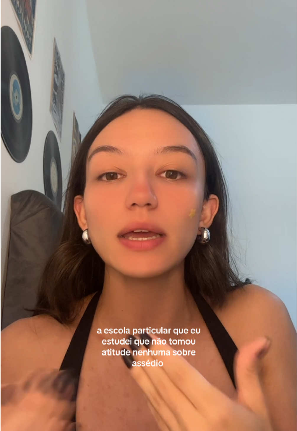 @laura
