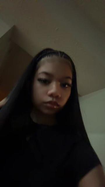 @shegeekdasf