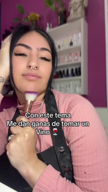 @angieurtubey