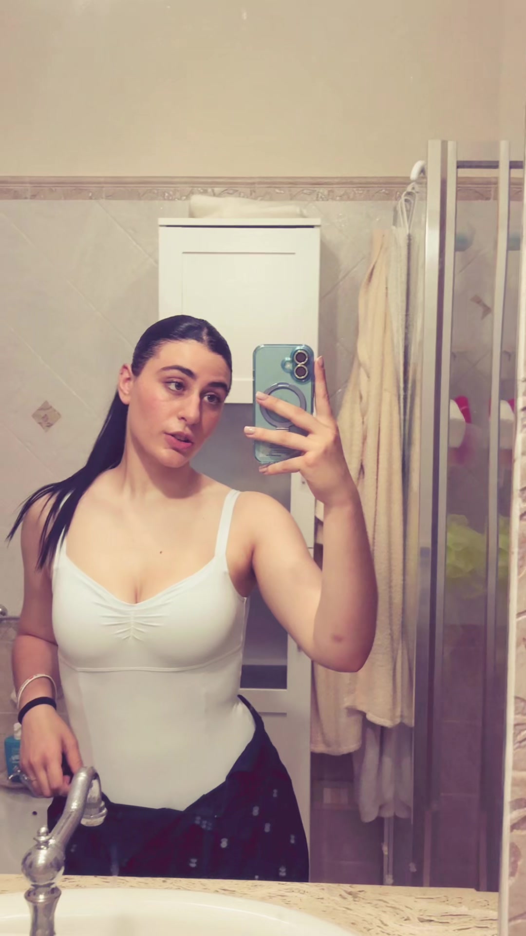 @gì😼