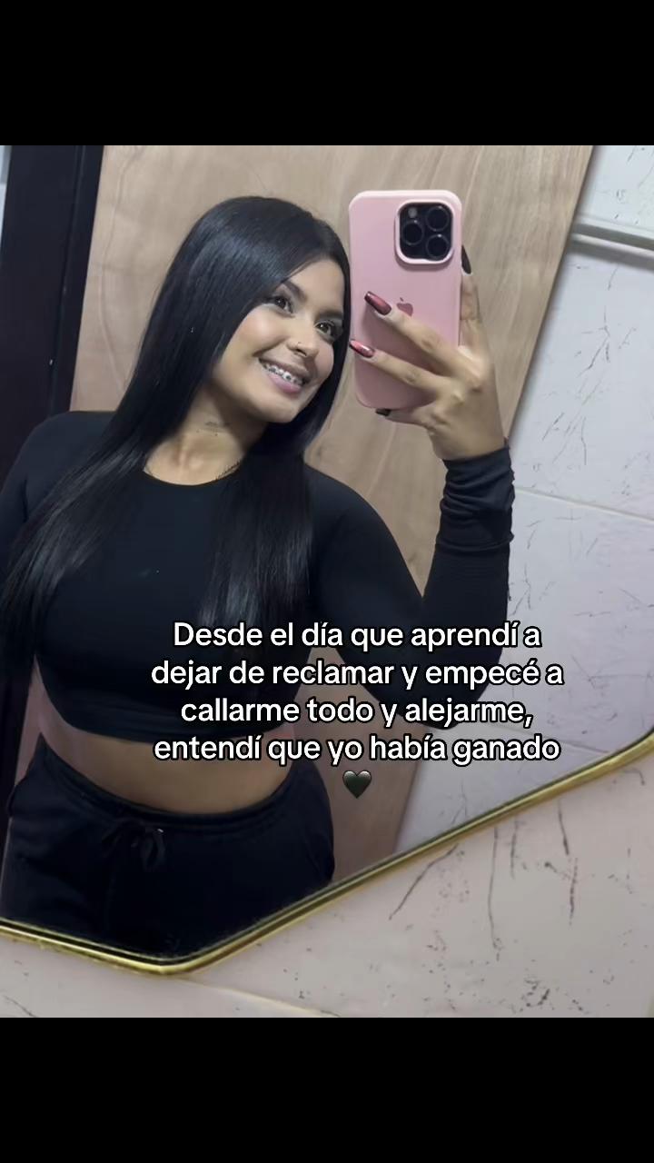 @Angie Carol🌸