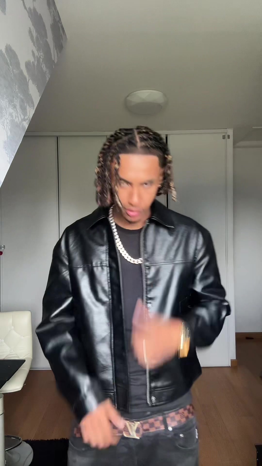 @ADR🇲🇬