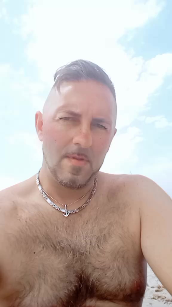 @U Zu fabrizio