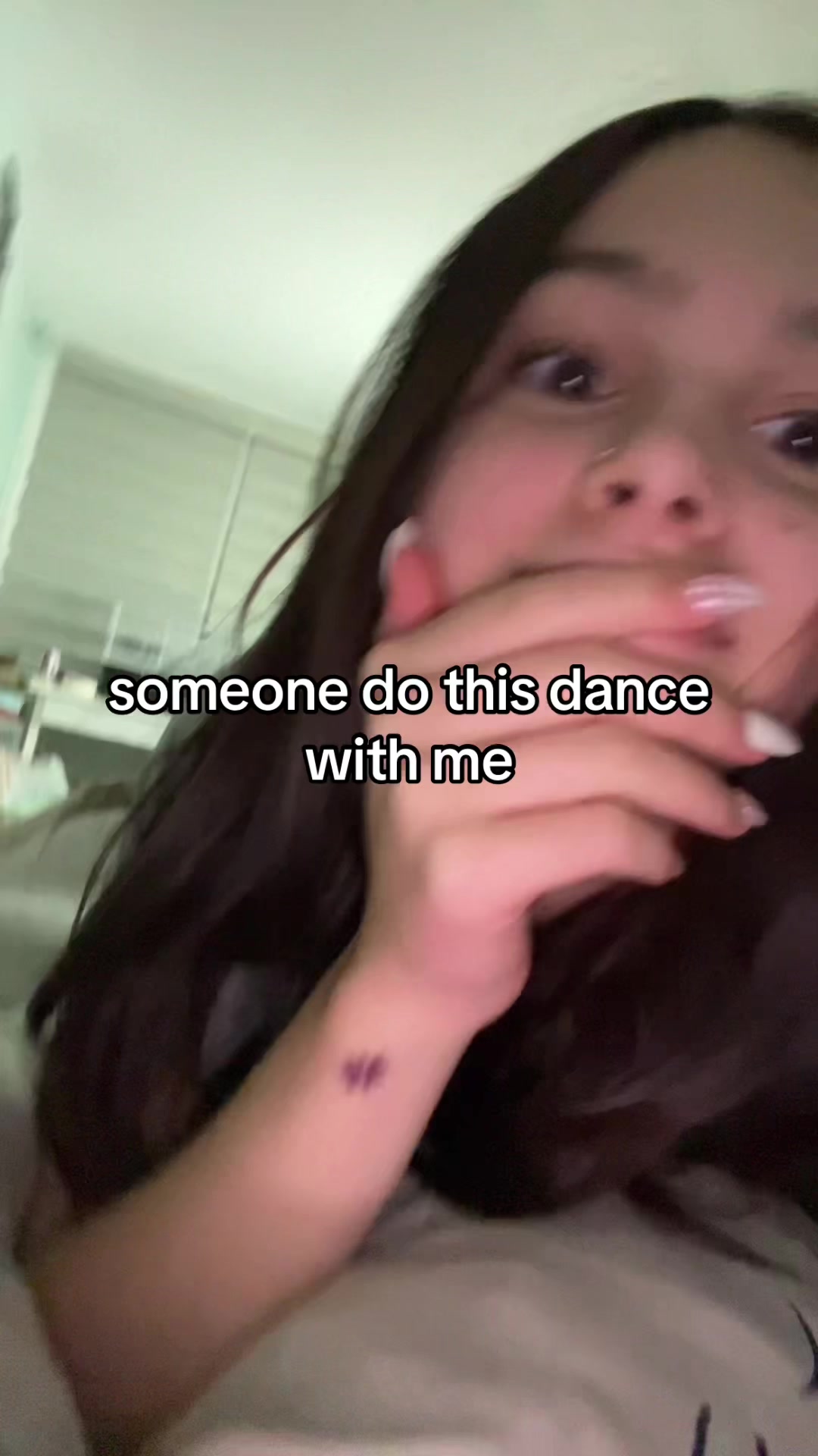 @Ava Violet