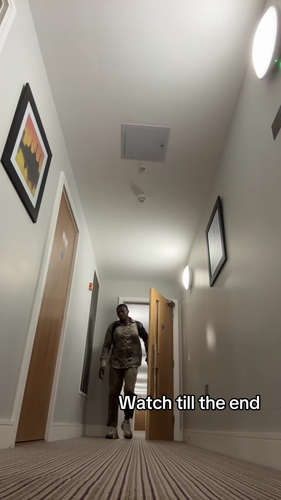 @️