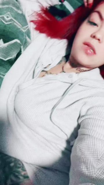 @🪬🖤զųɛɛŋɬąɬɬɛɖ👸🏻👑