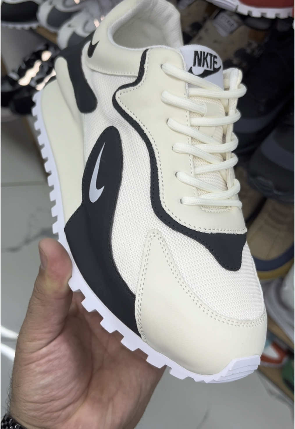 @Lux_shoes15