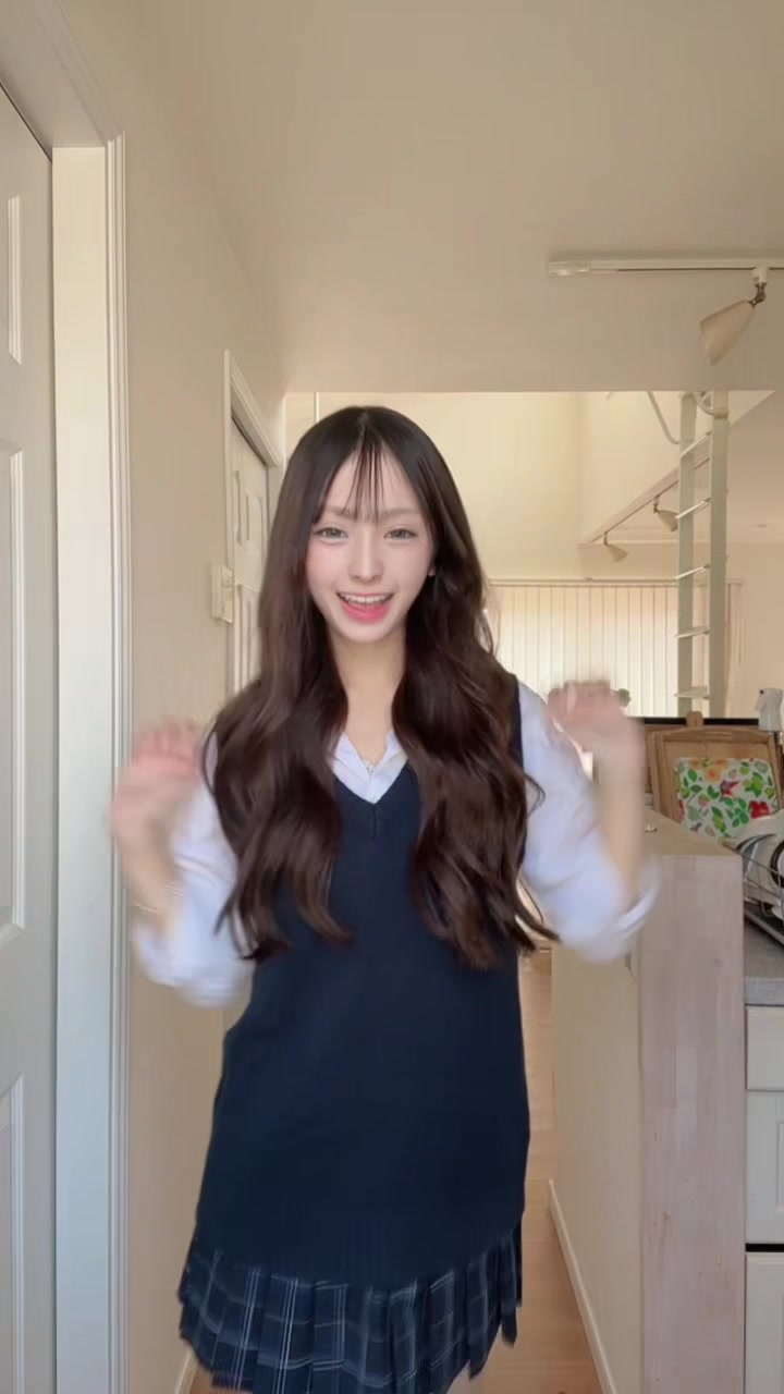 @胡晴