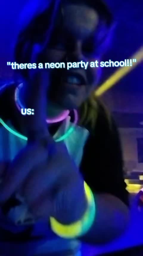 @✨️🪫KrisEssaOwner🪫✨️