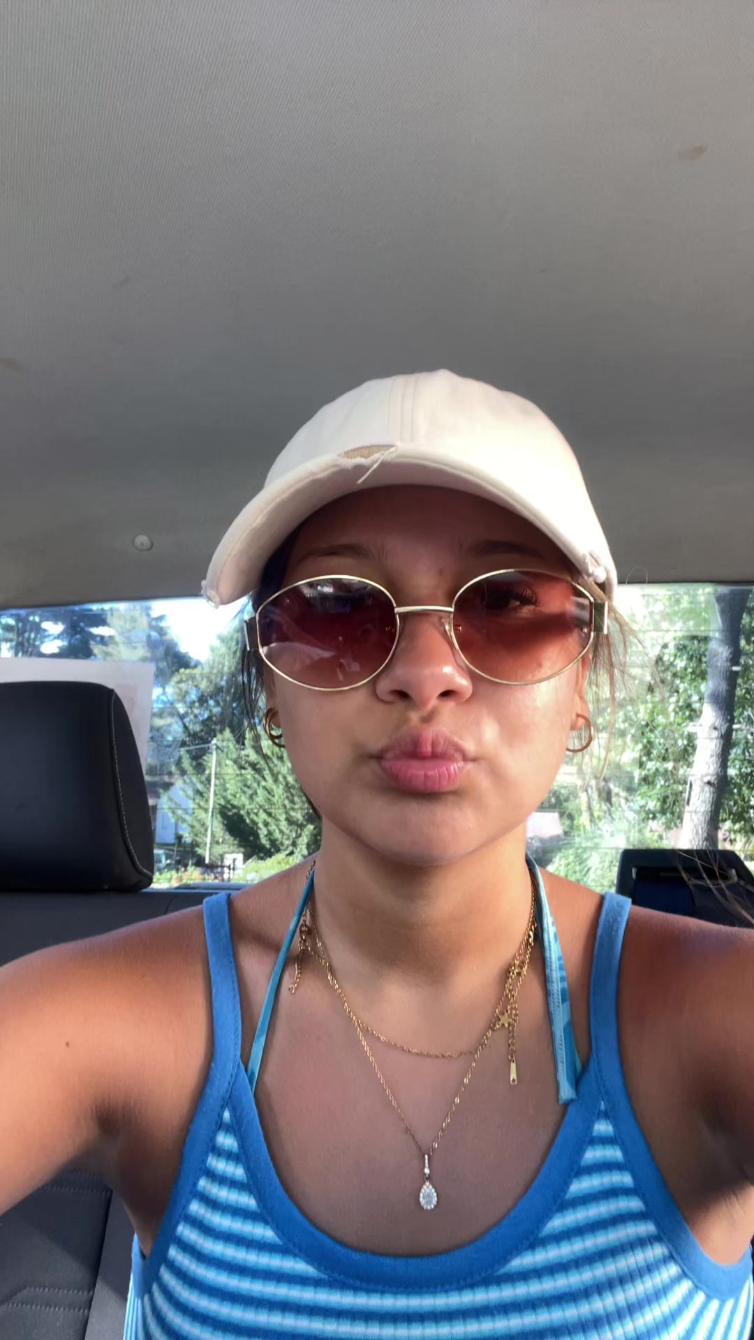 @vickita