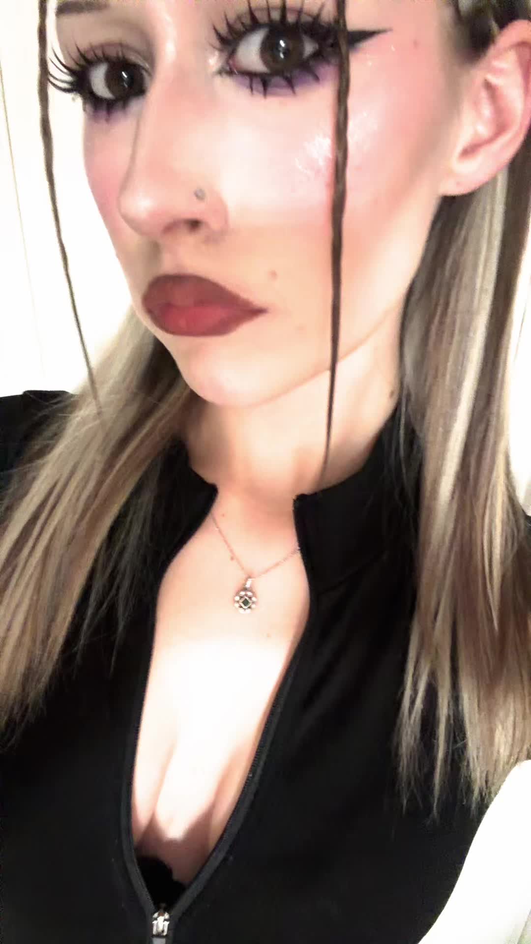 @Zochasia<3