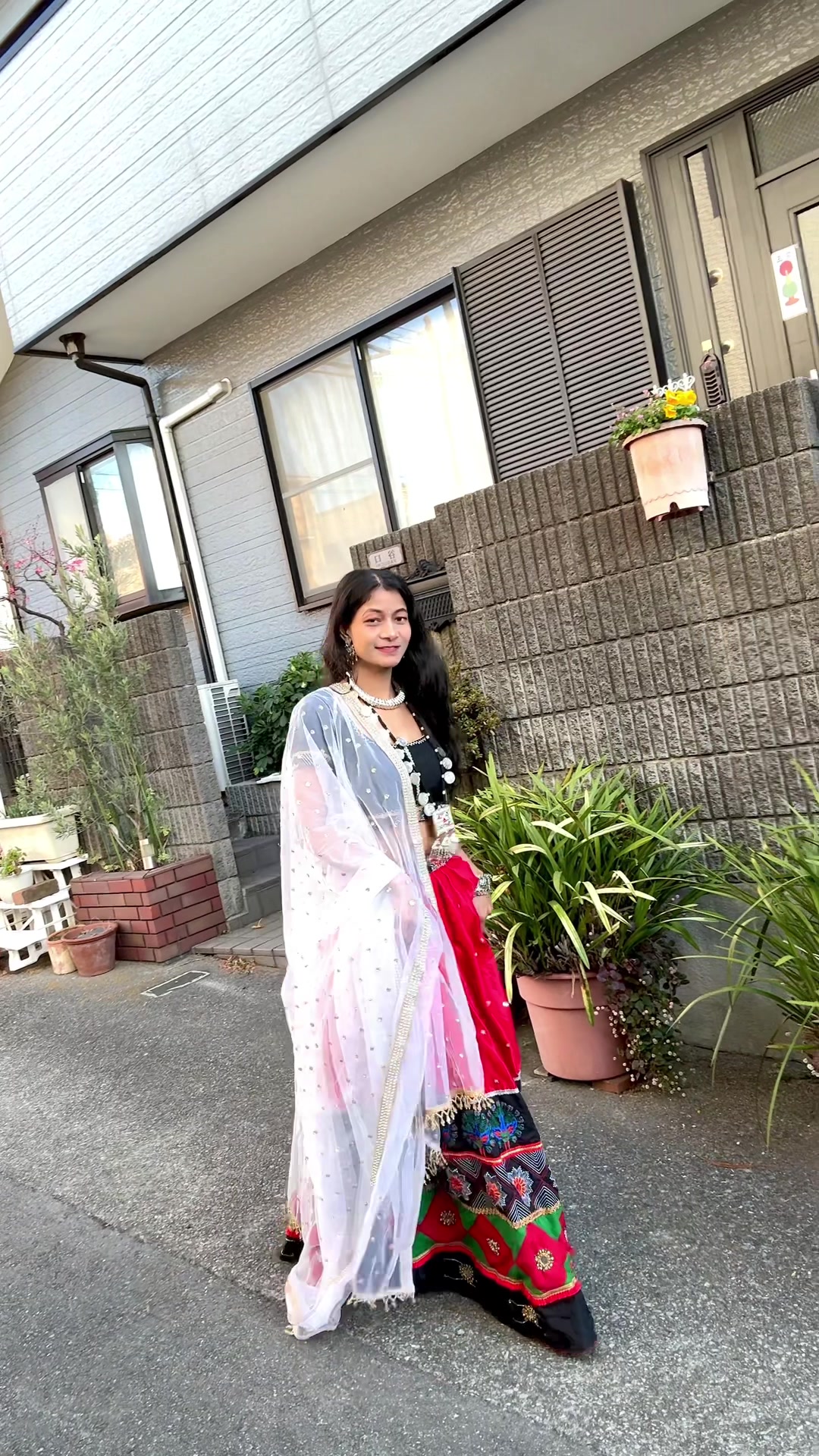 @二バ チョウダリ🇳🇵❤️ 🇯🇵