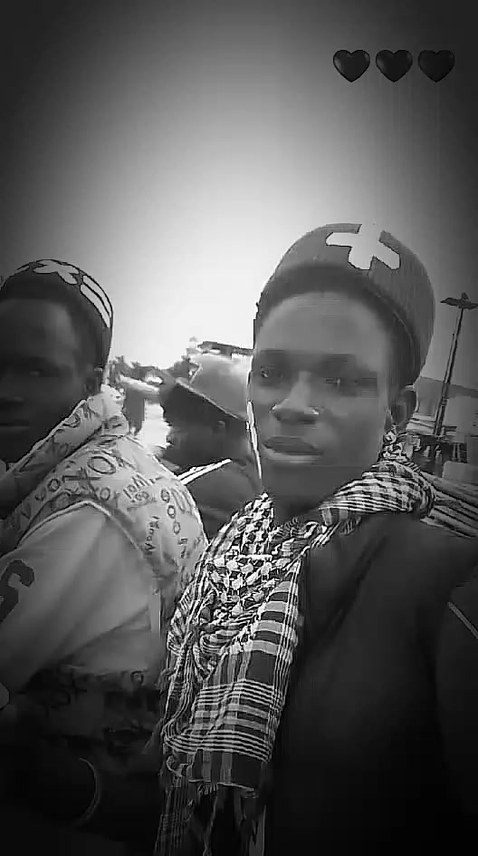 @Béye borom 313