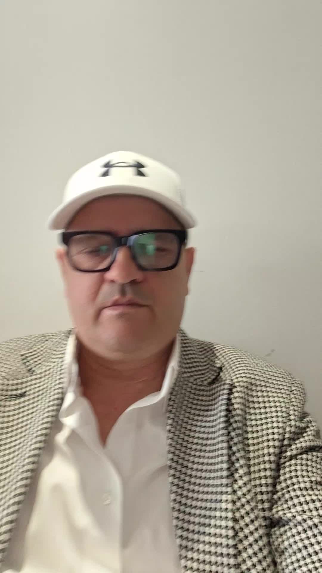 @Gabriel Iovescu