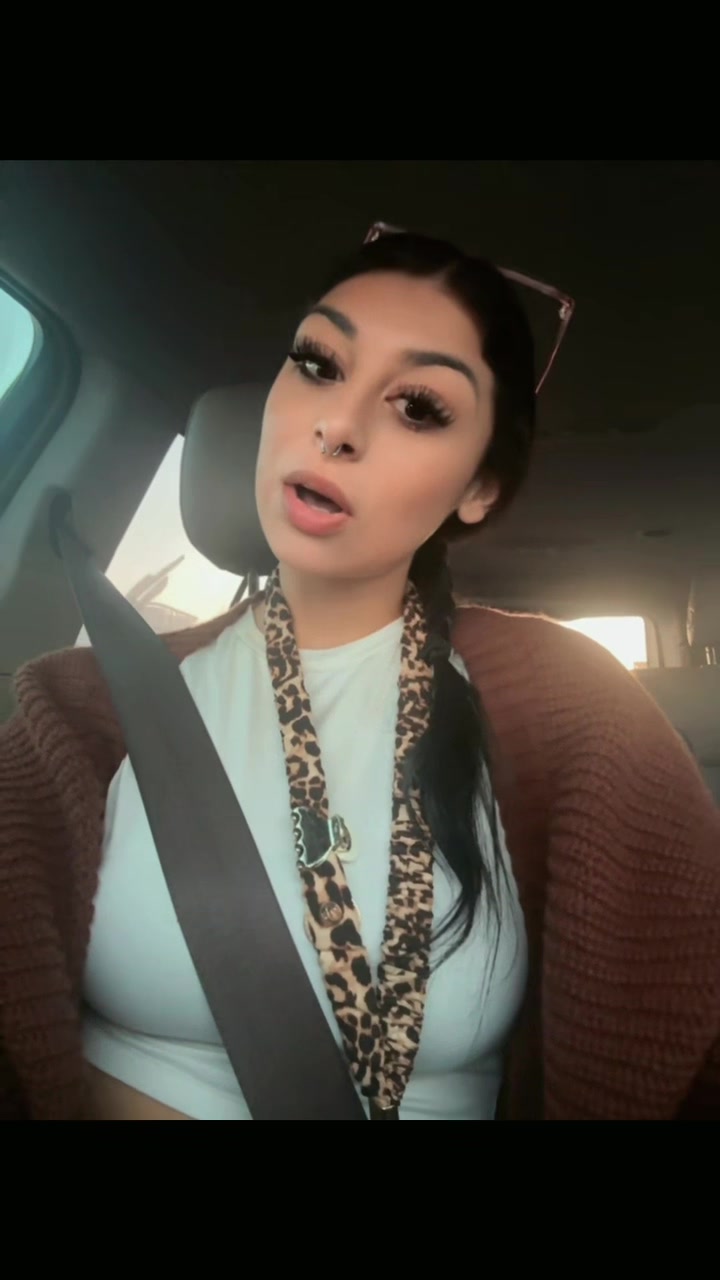 @Victoria González
