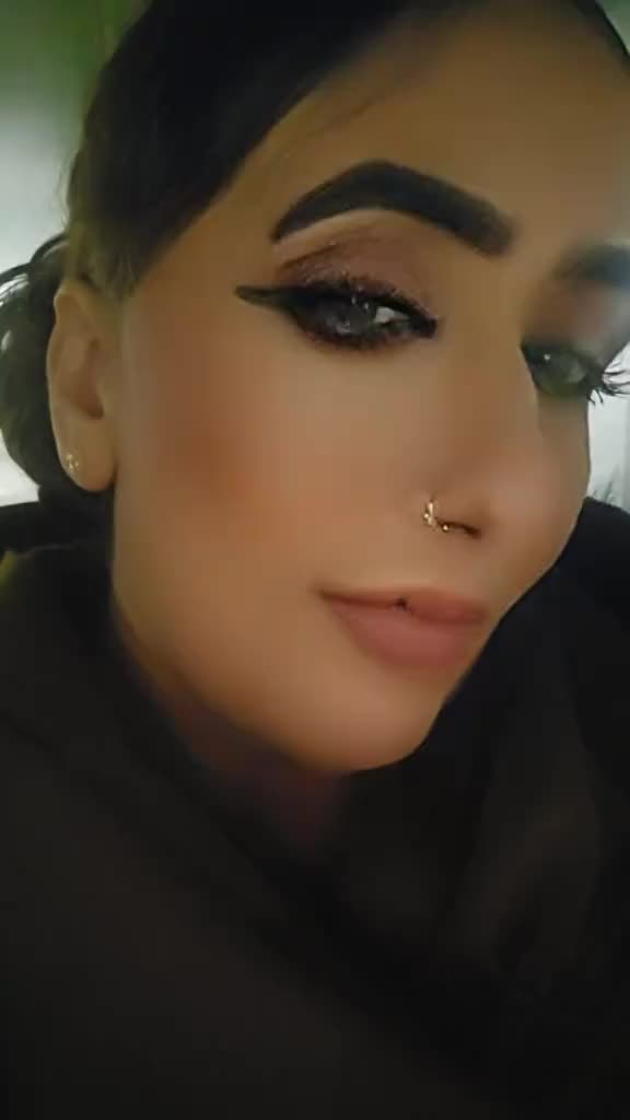 @Sabrina