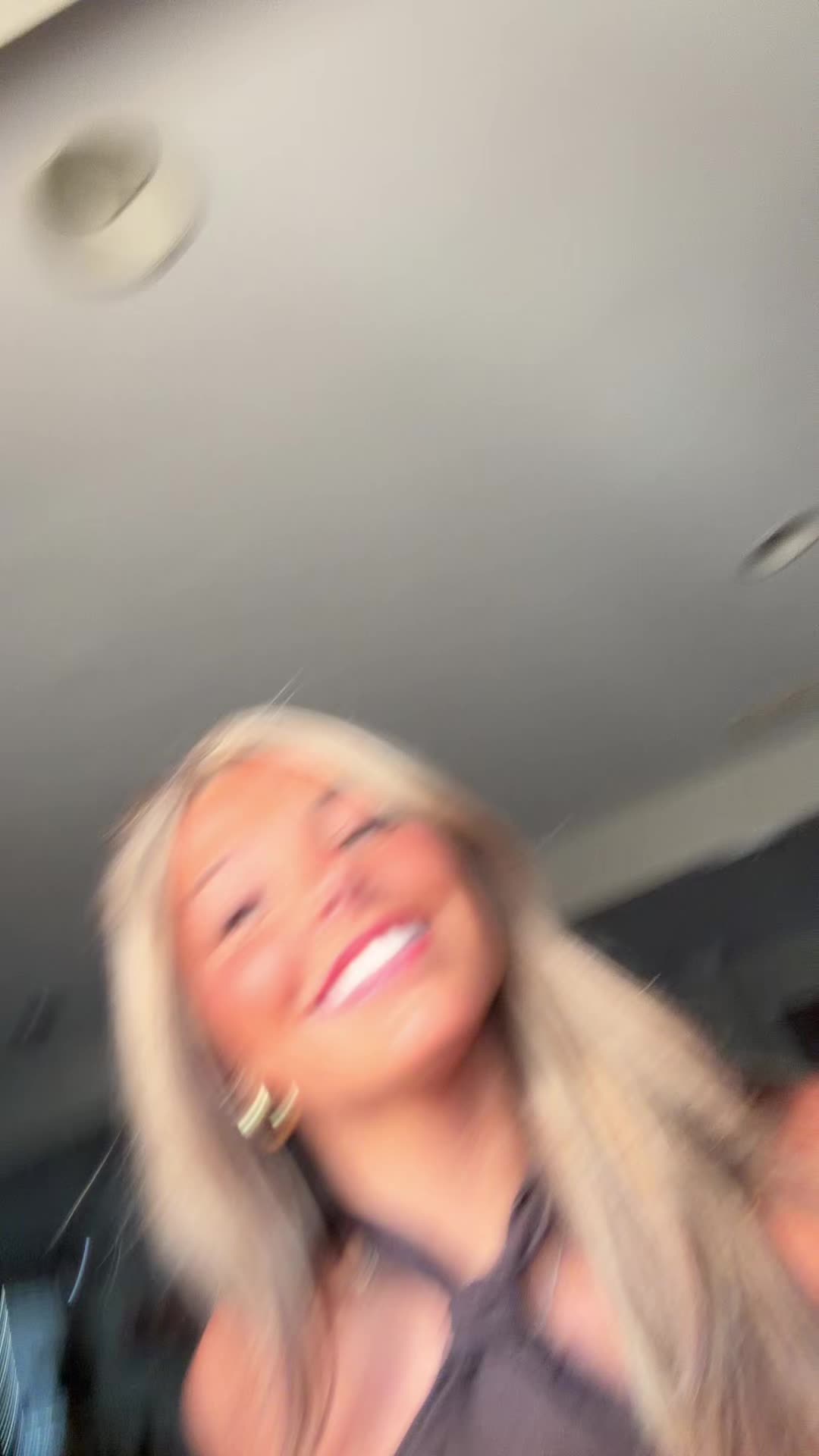 @ellie🛍️☀️💗👙