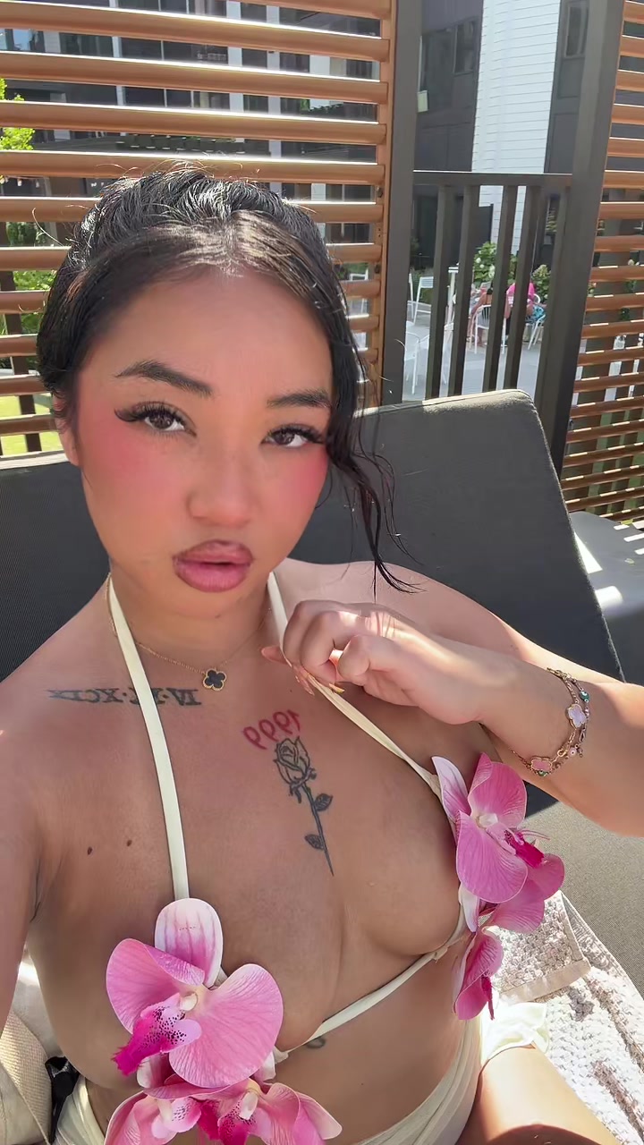 @Asia4keeps