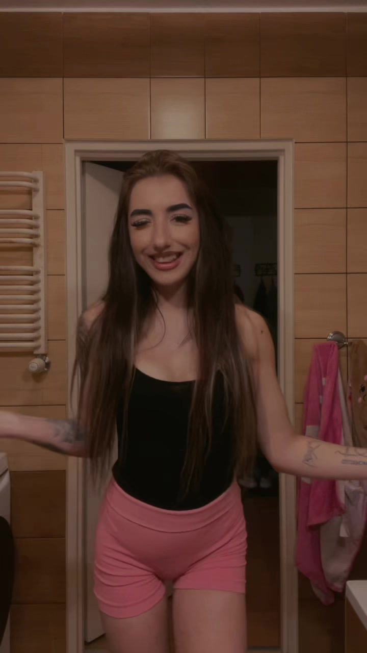 @_beluniaaa_