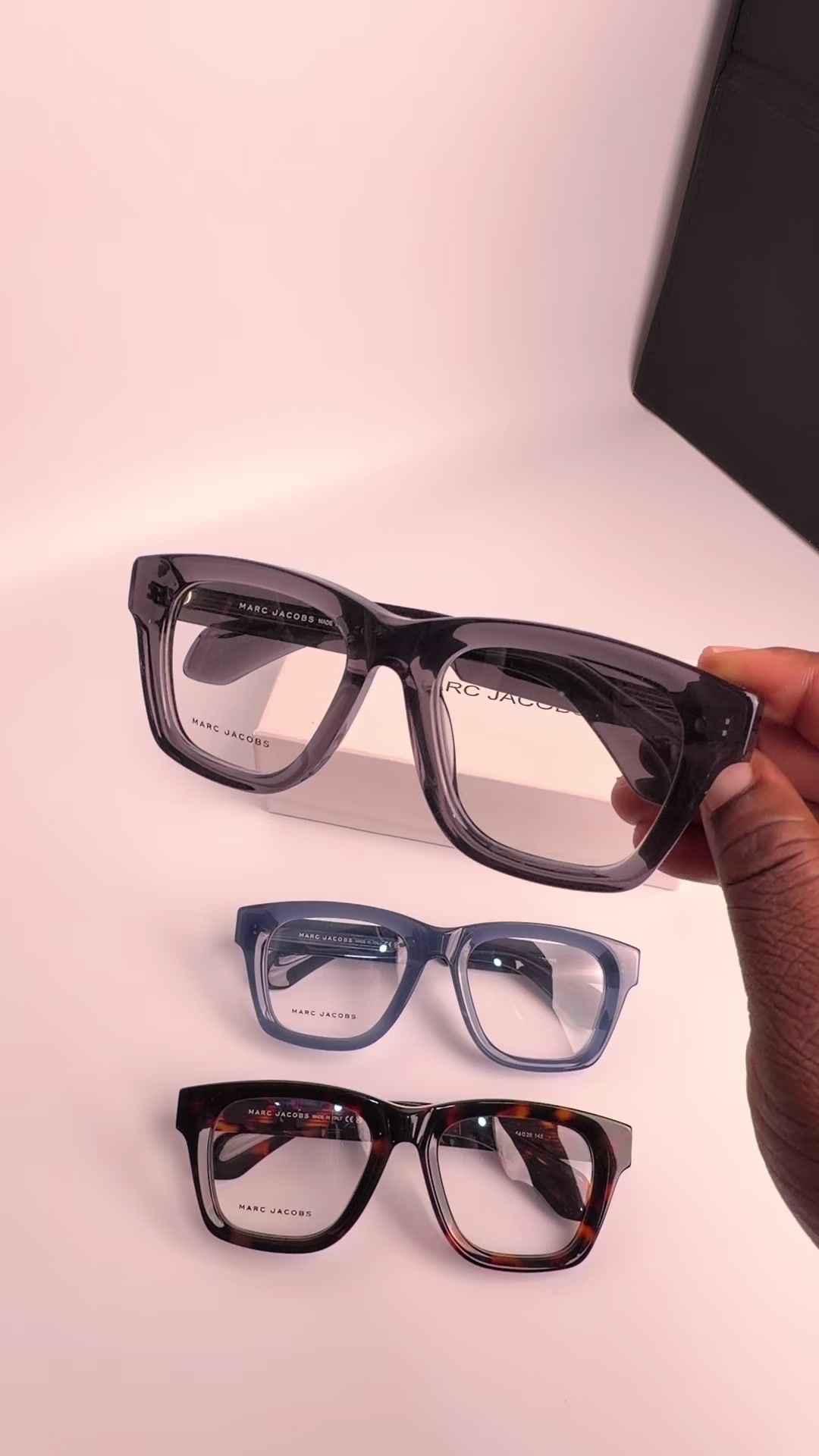 @Spectacles/Sunglasses, Ghana