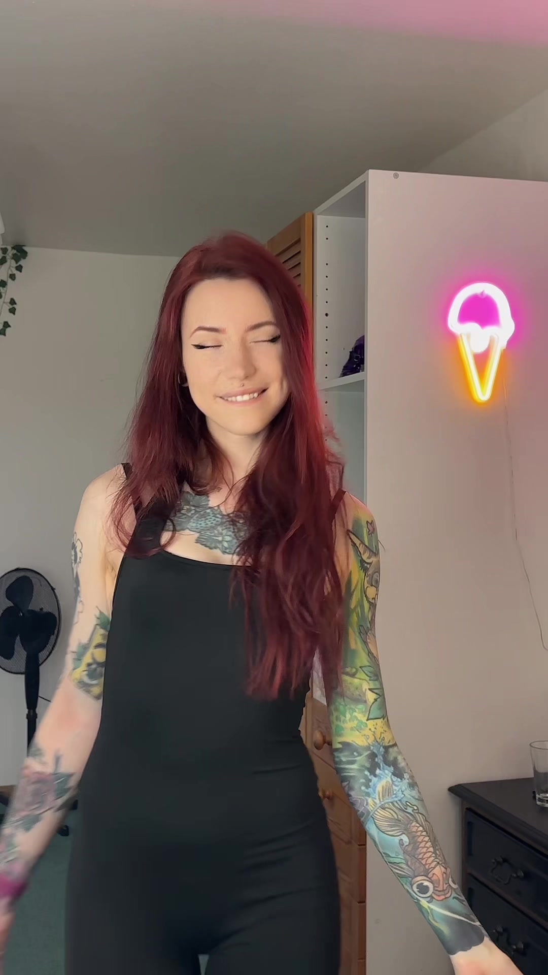 @Vera