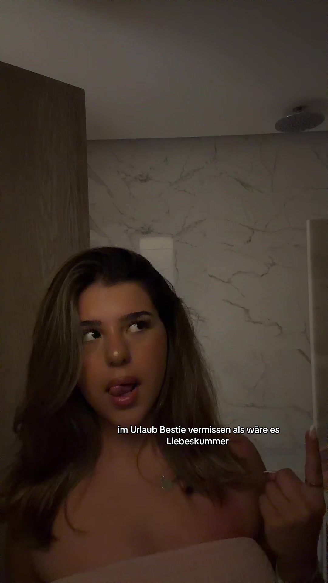 @nana