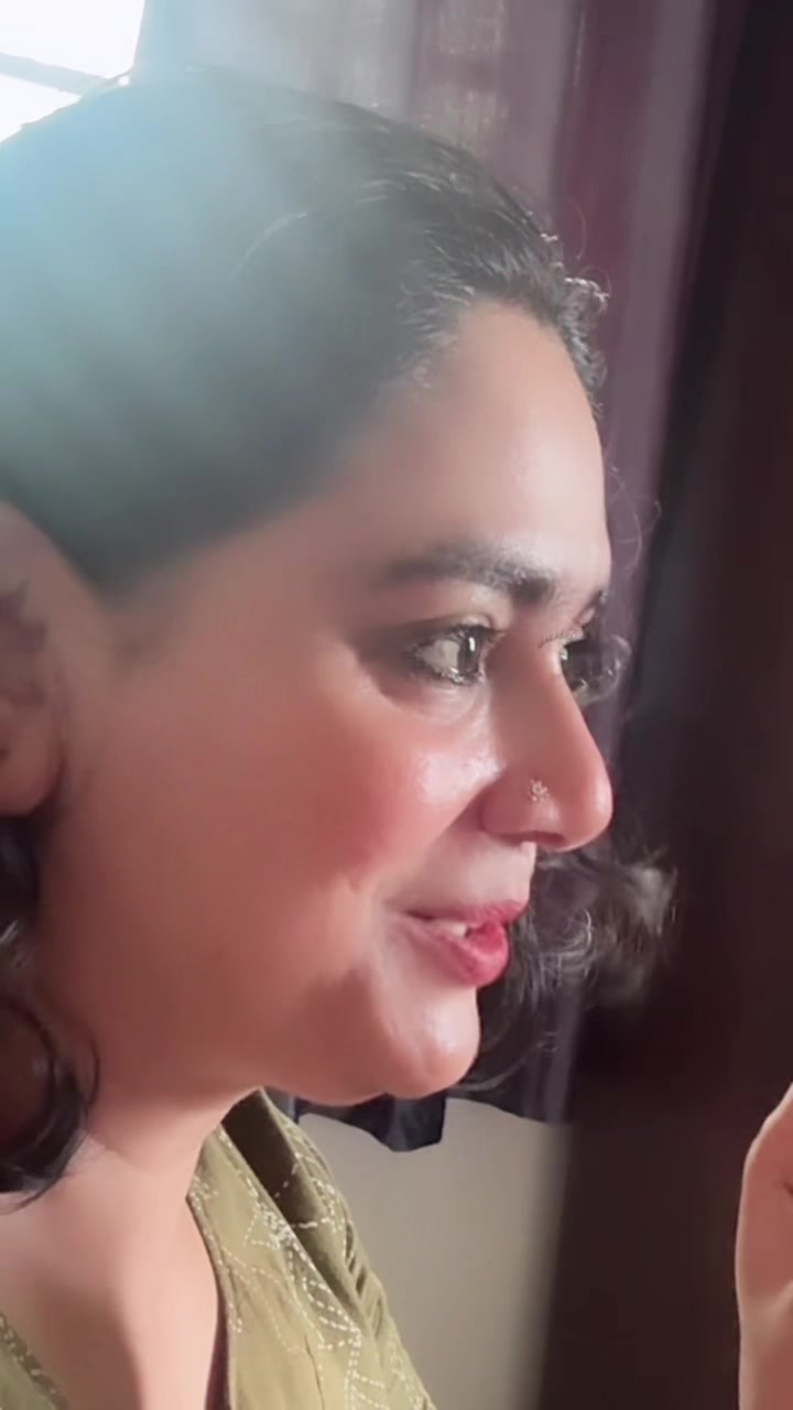 @പോന്നു മിന്നു