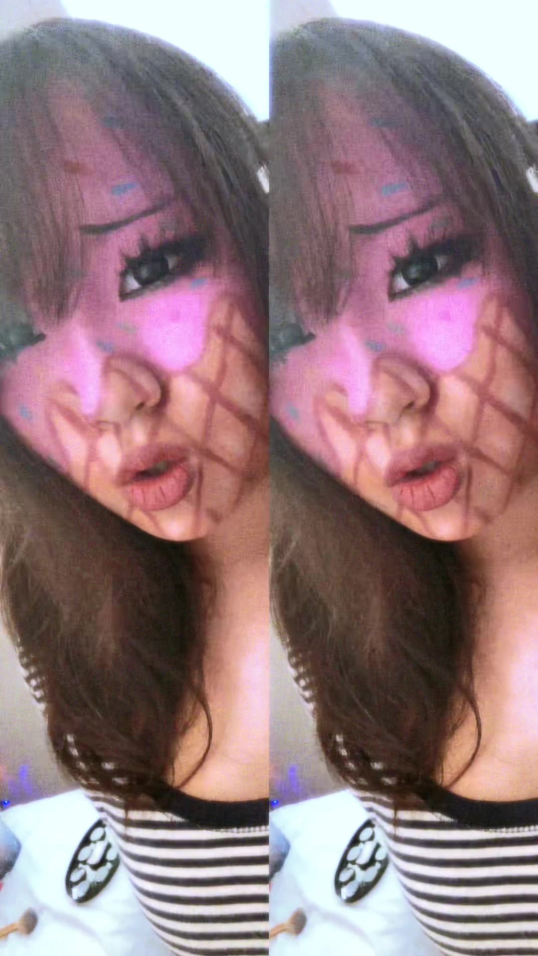 @👾