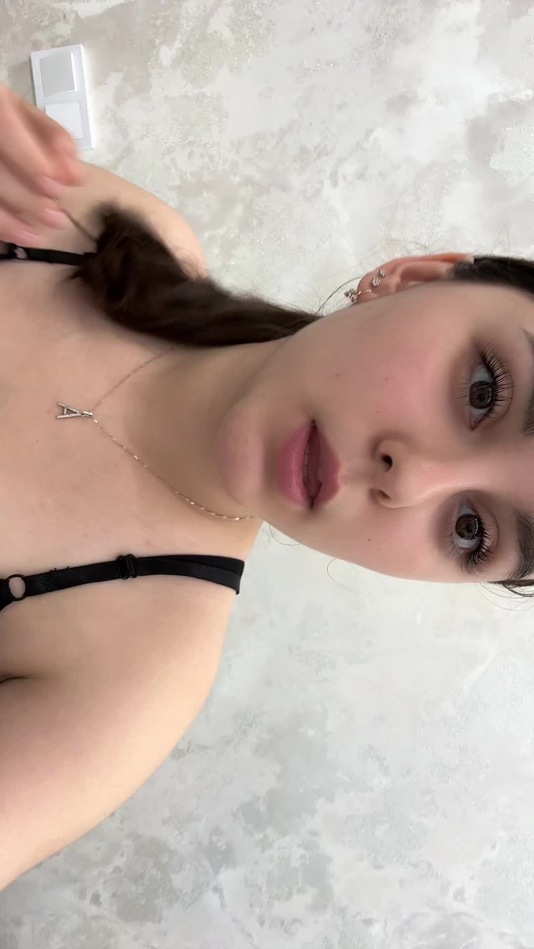 @_aishe_21