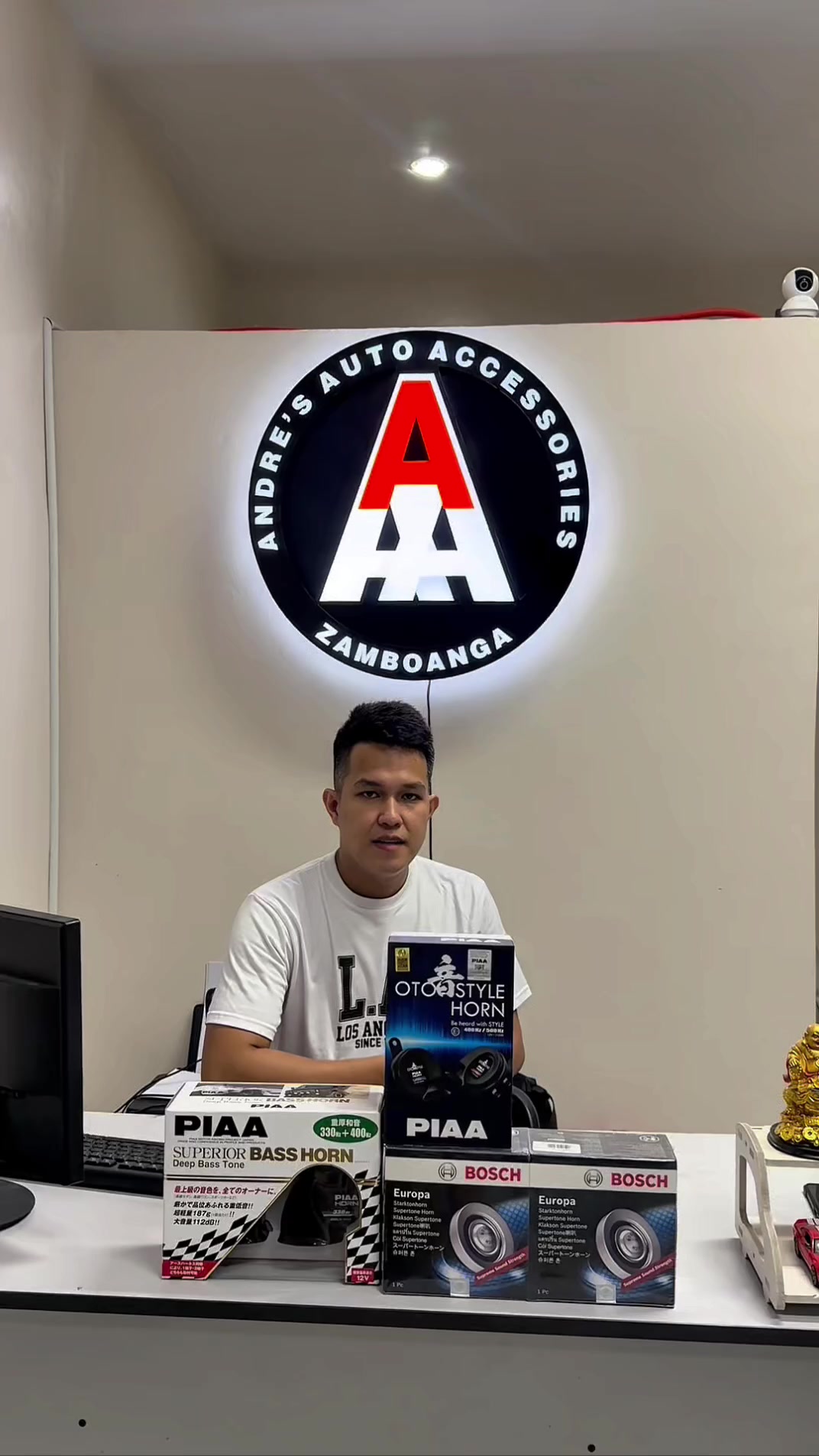 @Andre's Auto Accessories