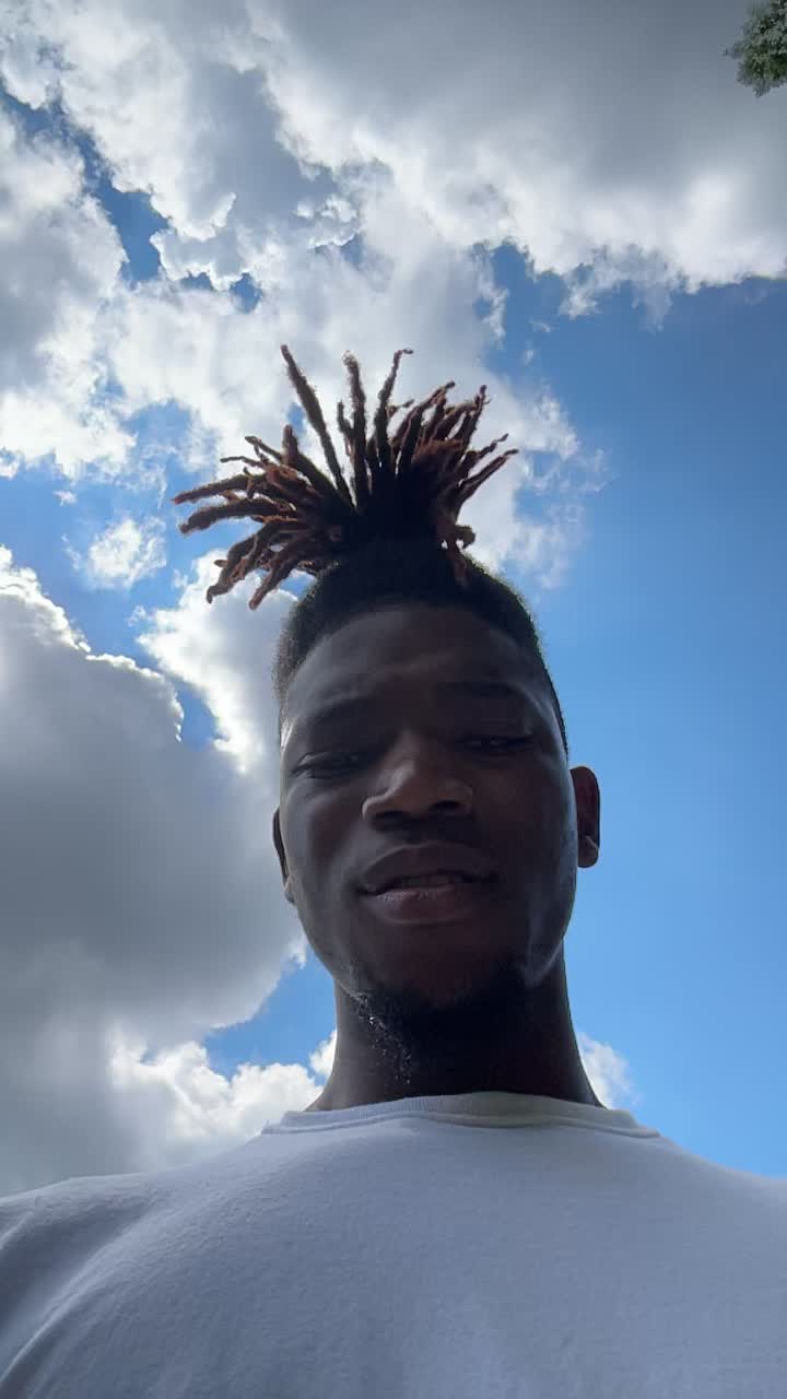 @ASTROWRLDDEE