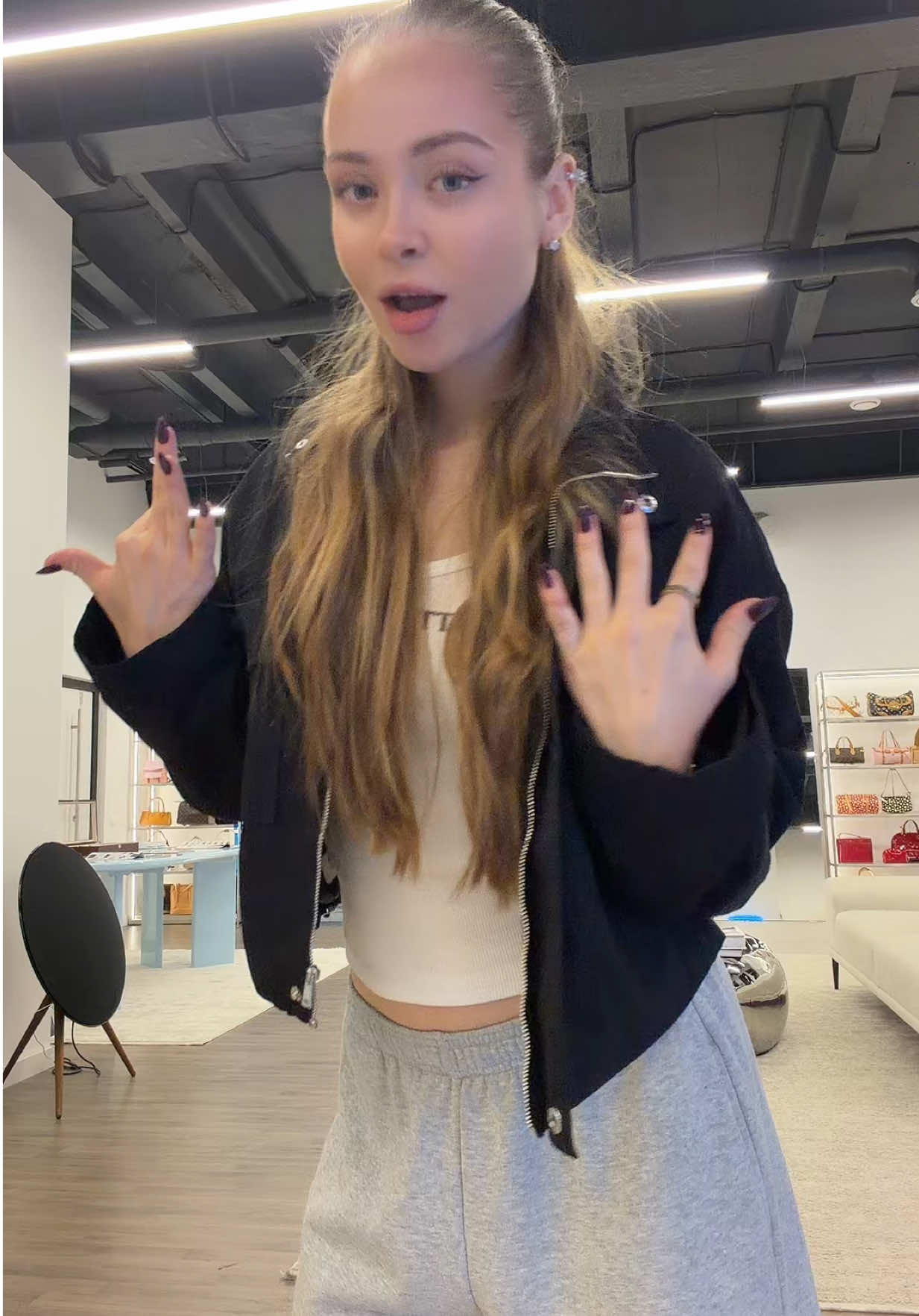 @Angel Sophie