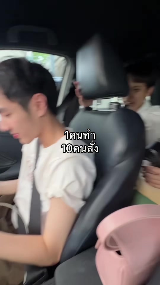 @ยุทธหัตถี Barbies & Kens