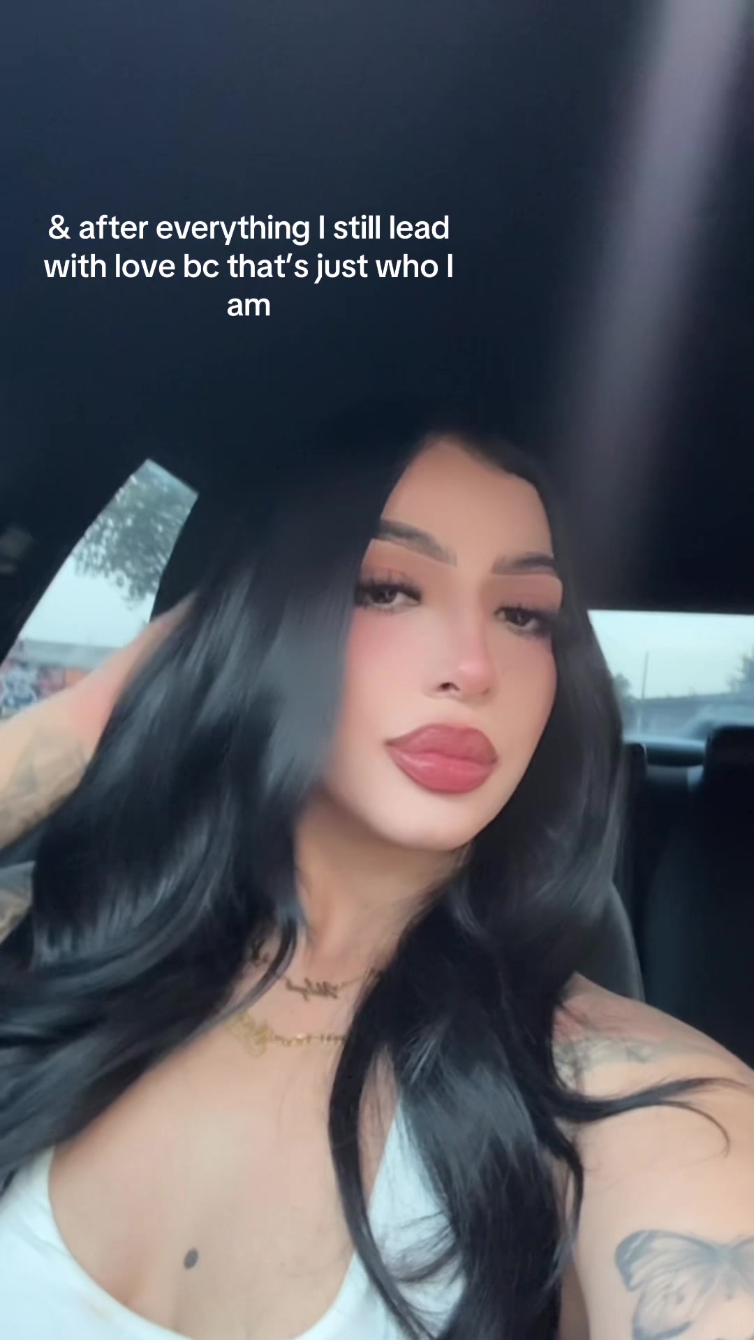 @Monicaa
