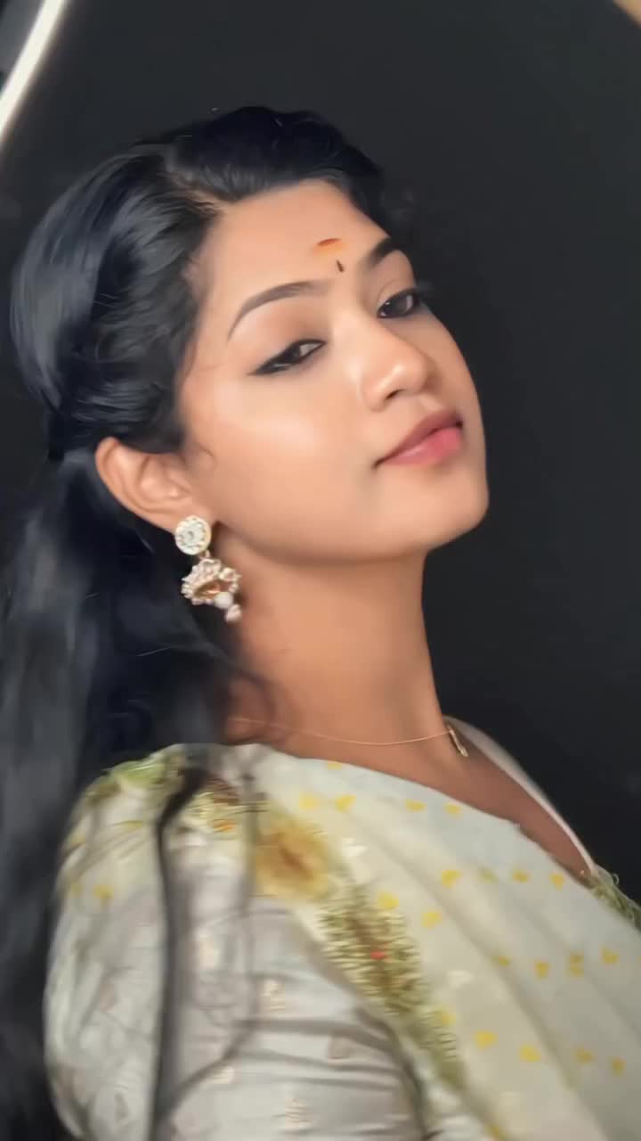 @தமிழ் பொண்ணுங்க