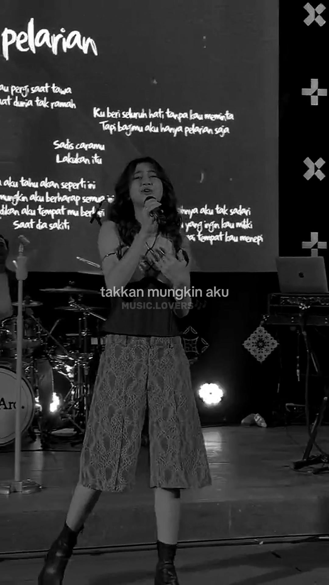@MUSIC.LOVERS🎶