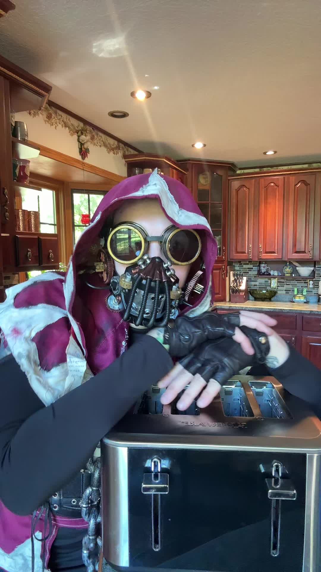 @MonsterMommy🕷️