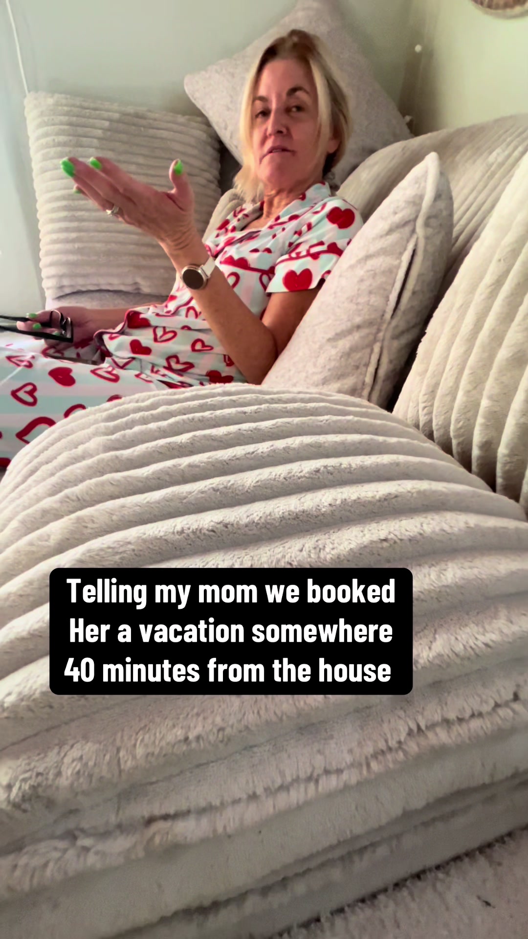@mia.banales